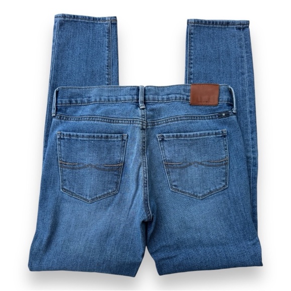 Lucky Brand Denim - Lucky Brand Charlie Skinny in Carson Blue